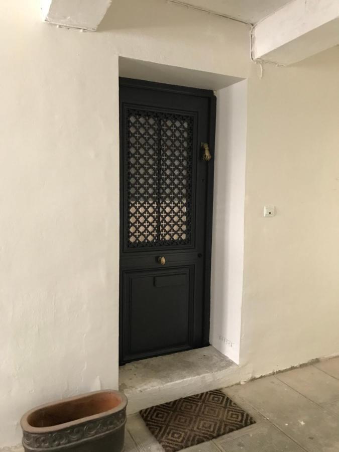 La Portella, Maison De Ville Dans Le Centre Historique Perpignan Exterior photo